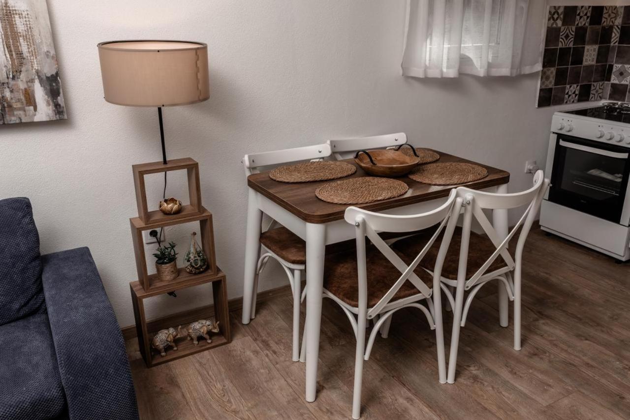 Olive Grove Apartment Bar Bagian luar foto