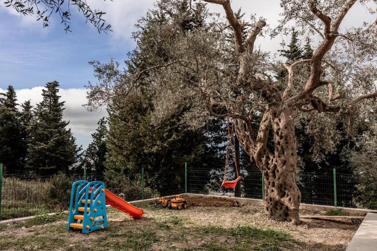 Olive Grove Apartment Bar Bagian luar foto